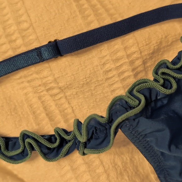 Urban Outfitters Blue Ruffled Women's Bra - Picture 3 of 4